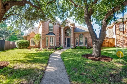 5989 Kensington Dr, Plano, TX 75093