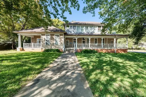 209 E 7th St, Rusk, TX 75785