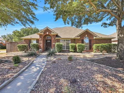 8317 Greenfield Dr, Frisco, TX 75035