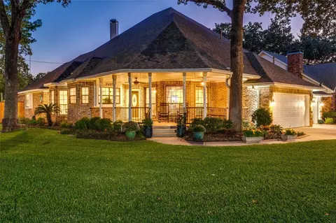 2400 Cameron Ct, Irving, TX 75060
