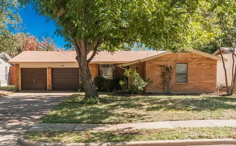 3306 Bryn Mawr Dr, Irving, TX 75062