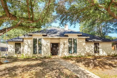 2533 Indian Hills Dr, Plano, TX 75075