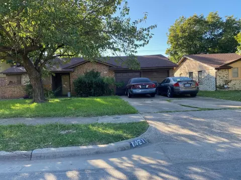 1421 Gardenside Dr, Dallas, TX 75217