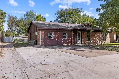 2728 N Ave, Plano, TX 75074