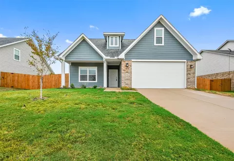 812 Brookside Dr, Springtown, TX 76082