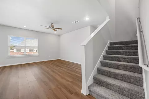 829 Feather Edge Dr, Springtown, TX 76082 photo 2