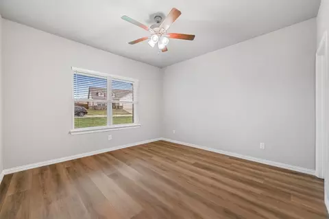 829 Feather Edge Dr, Springtown, TX 76082 photo 8