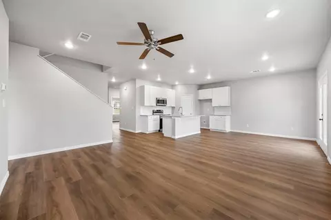 829 Feather Edge Dr, Springtown, TX 76082 photo 4