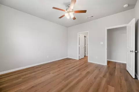 829 Feather Edge Dr, Springtown, TX 76082 photo 12