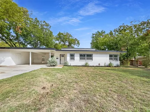 7025 Riviera Dr, North Richland Hills, TX 76180