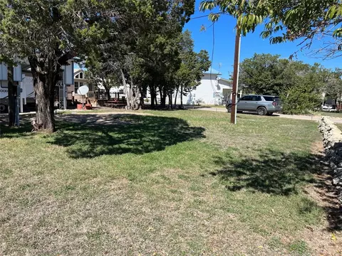 118 Yellowstone Dr, Whitney, TX 76692