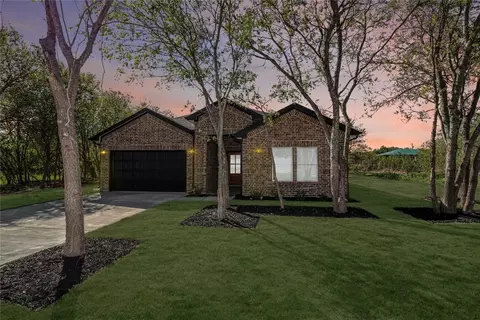 112 Francis St, Hillsboro, TX 76645