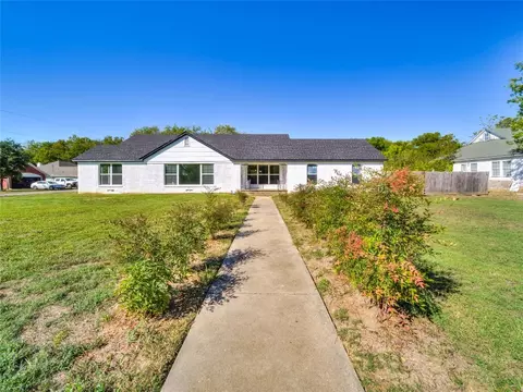 100 N Van Zandt St, Tioga, TX 76271
