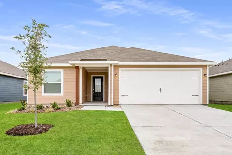 4811 Delano St, Greenville, TX 75401