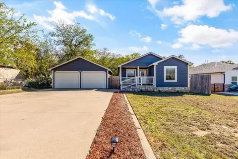 3147 Sagittarius Ln, Granbury, TX 76049