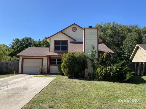 5520 Bridgeton Dr, Arlington, TX 76018