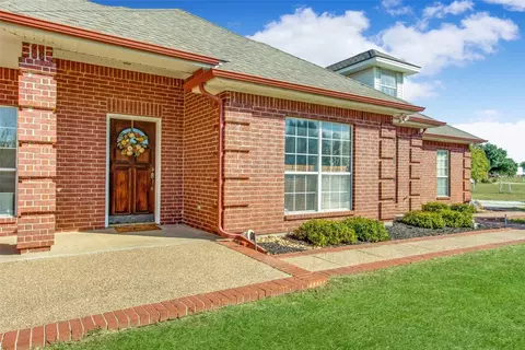 345 Radecke Rd, Krum, TX 76249