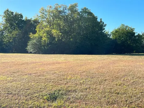 5501 Roberts St, Greenville, TX 75402