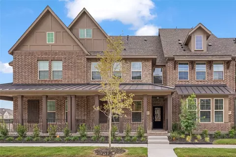 7842 Bayside Dr, Rowlett, TX 75088