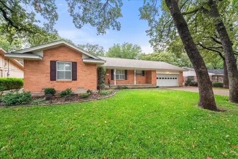 207 Juniper St, Mansfield, TX 76063