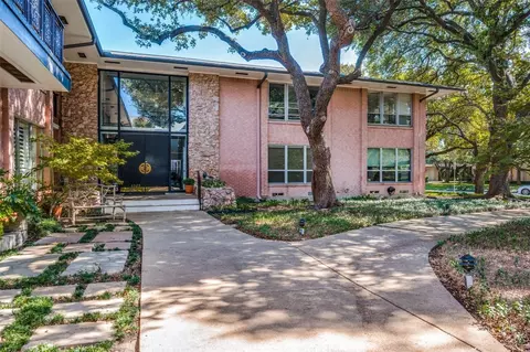 6325 Bandera Ave #D, Dallas, TX 75225