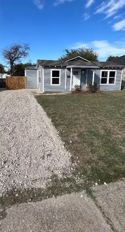1247 E Jessamine St, Fort Worth, TX 76104