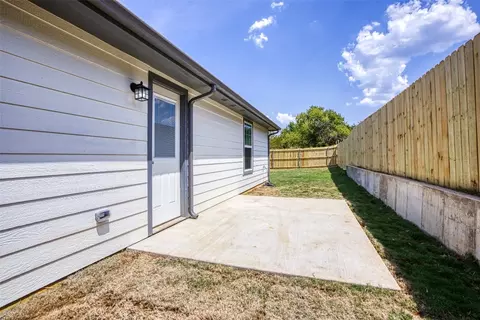1004 Ray Dr, Denison, TX 75020 photo 25