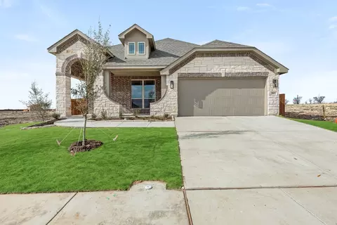 912 Hickory Chase Dr, Godley, TX 76044