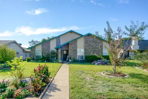 1812 Eastfield Dr, Richardson, TX 75081