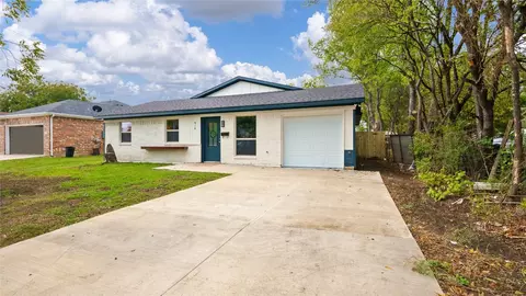 918 Pangburn St, Grand Prairie, TX 75051
