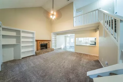 1908 Parkside Dr, Denton, TX 76201