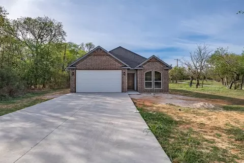 402 Mark St, Hillsboro, TX 76645