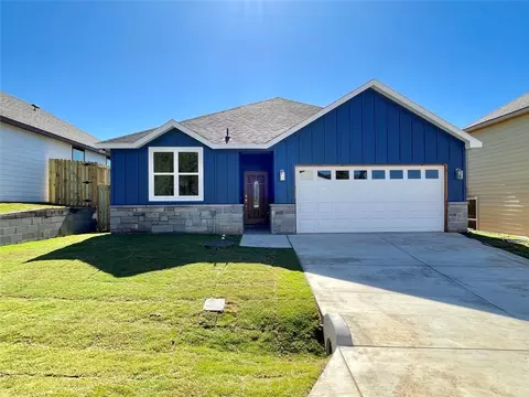5905 Barkridge Dr, Granbury, TX 76048