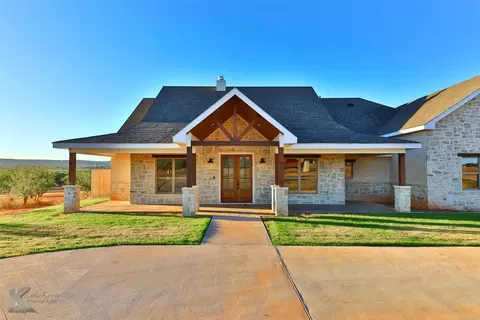 201 Stallion Rd, Abilene, TX 79606