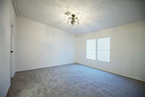 810 Quail Run, Cleburne, TX 76031 photo 11
