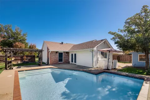 529 Carl C Senter St, Forney, TX 75126