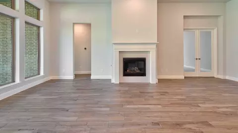 Living - 4213 Capstone Rd, Midlothian, TX 76065 photo 3 of 3