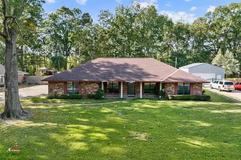 2009 Landau Ln, Bossier City, LA 71111