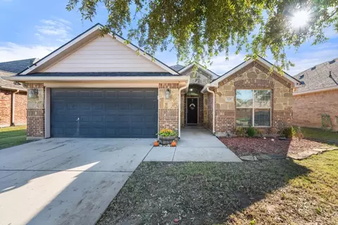 160 Horseshoe Bnd, Waxahachie, TX 75165