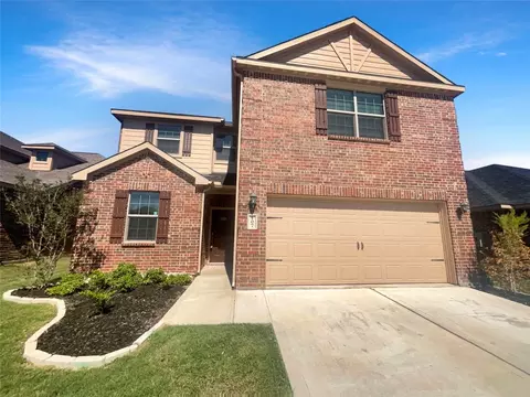 107 Bluebonnet Dr, Sanger, TX 76266