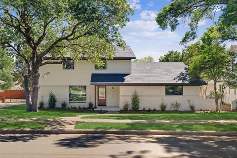 9320 Mercer Dr, Dallas, TX 75228