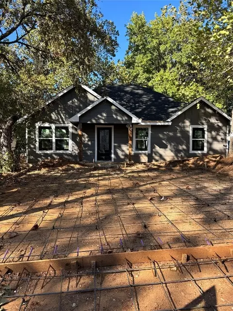 111 Buchanan St, Whitesboro, TX 76273