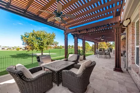 2664 Rolling Meadow Rd, Frisco, TX 75036