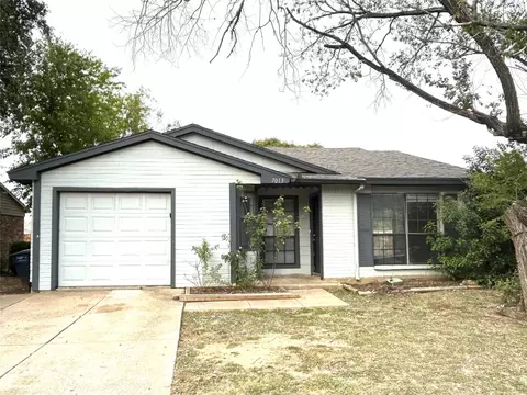 7013 Fallbrook Ct E, Fort Worth, TX 76120