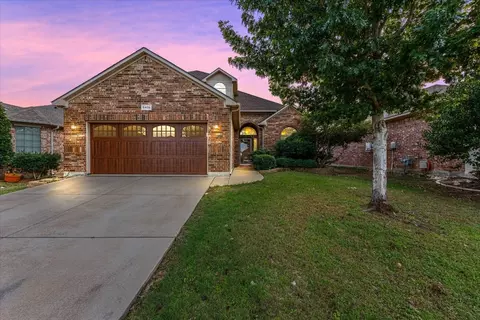 5409 Grayson Ridge Dr, Fort Worth, TX 76179