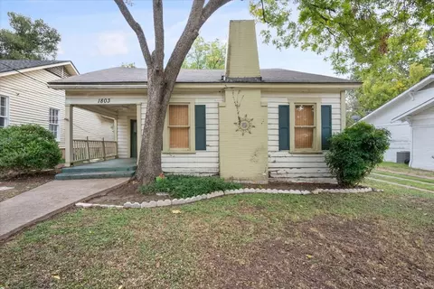 1803 Woodlawn Ave, Corsicana, TX 75110