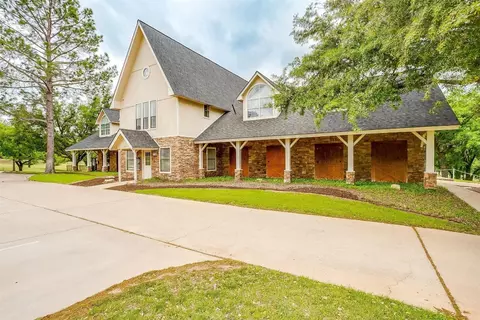 122 Sugartree Circle, Lipan, TX 76462