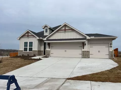 1401 Whitetail Ln, Azle, TX 76020