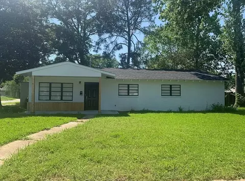 1101 Ronald St, Bossier City, LA 71111