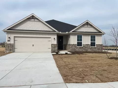 1437 Whitetail Ln, Azle, TX 76020